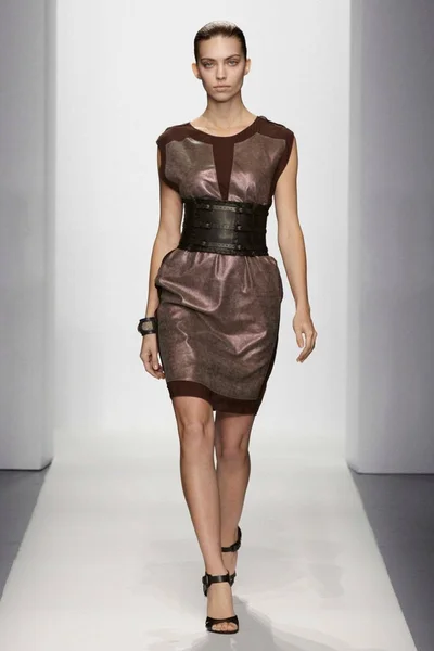 Look 5